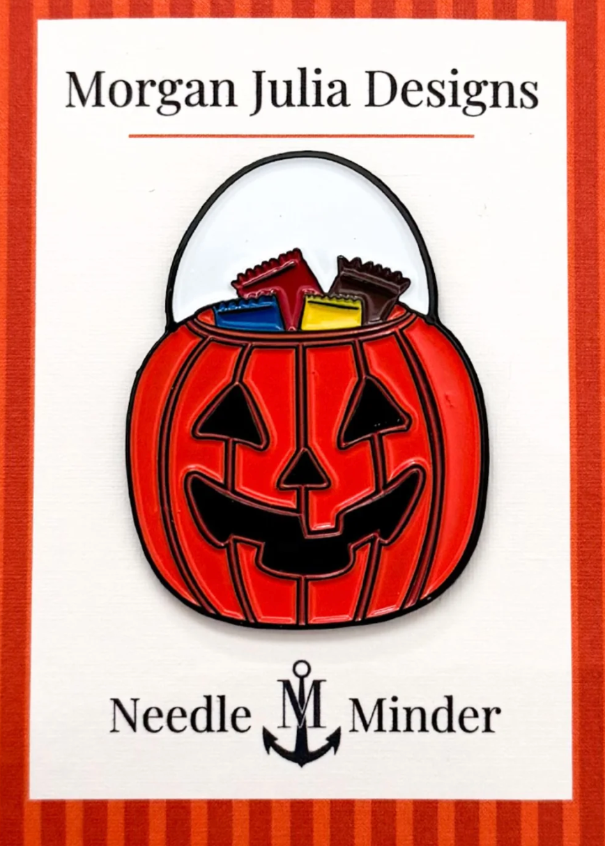 Halloween Pumpkin Candy Basket Needleminder